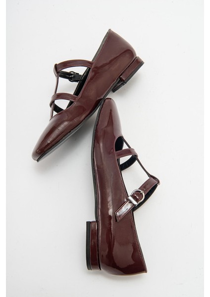 FESTA Bordo Rugan Tokalı Casual Babet Kadın modelleri