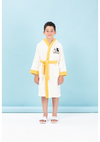 Mickey Mouse Star Nakışlı Disney Kapüşonlu Çocuk Bornozu 9/10 Yaş