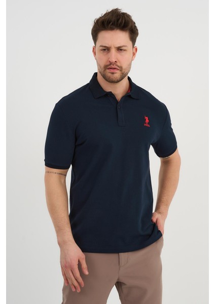 Polo Yaka Düğme Detaylı T-Shirt