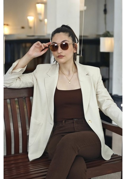 Kol Ağzı Yırtmaç Detaylı Torba Cep Tek Düğme Kapama Mono Yaka Blazer Kadın Ceket modelleri