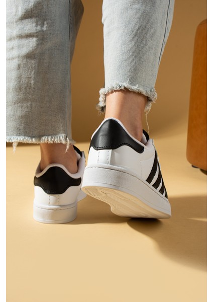 Kalın Bağcıklı Şerit Detaylı Rahat Taban Kadın Sneakers 001-3458-25SIYAH modelleri