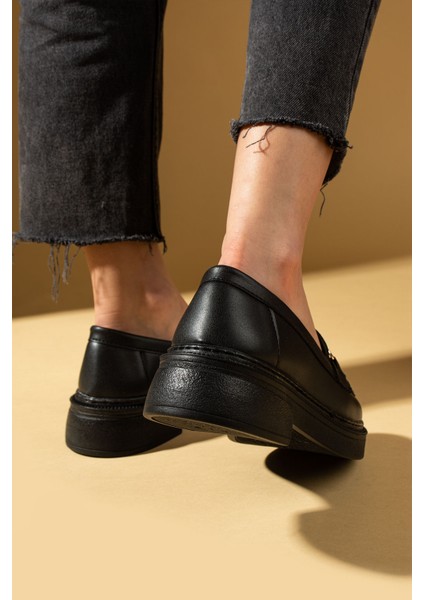 Yüksek Taban Toka Detaylı Kadın Loafer 43-1803-25CILT fırsatları