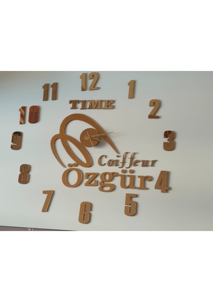 Kuaför Özel Pleksi Serpme Duvar Saati Çok Şık Bir Tasarım