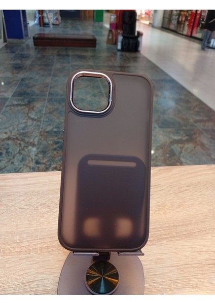iPhone 15 Uyumlu Şık ve Sade Hux Kılıf Darbe Korumalı Kapak