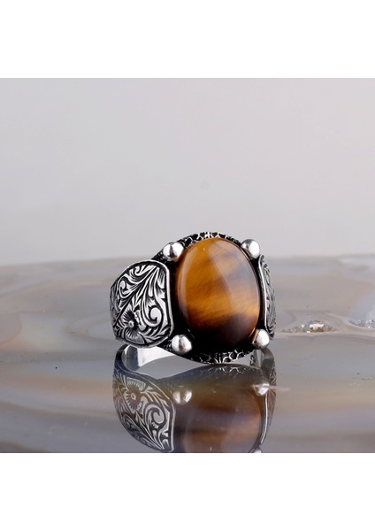 Kaplan Gözü Taşlı Kalem İşleme Model 925 Ayar Gümüş Erkek Yüzük