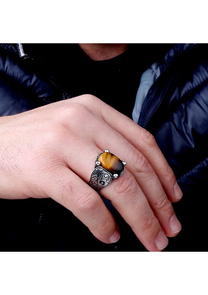 Kaplan Gözü Taşlı Kalem İşleme Model 925 Ayar Gümüş Erkek Yüzük modelleri