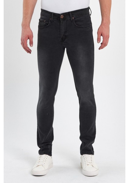 Erkek Taşlamalı Klasik Jeans