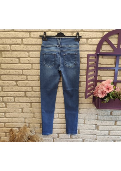 Yüksek Bel Likralı Jean Pantolon modelleri