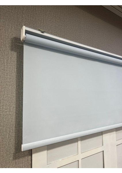 Donatti Güneşlik Düz Stor Perde Ithal Mat Polyester Açık Mavi