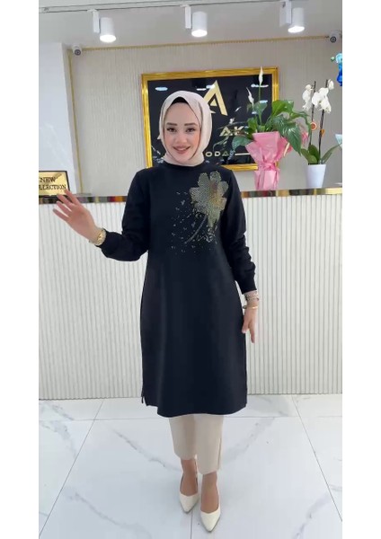 Ayşe Akay Çiçek Desenli Iki Iplik Kumaş 100 cm Tunik 1657