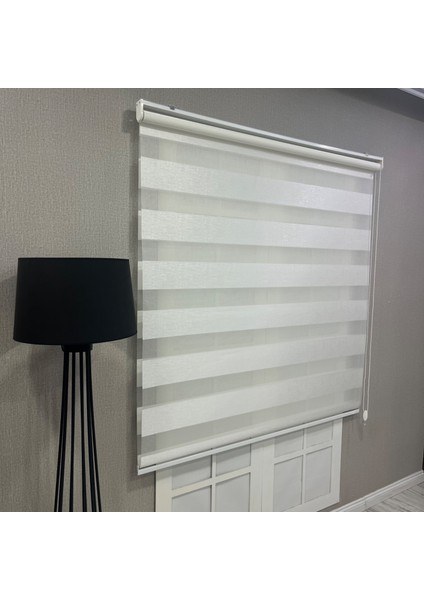 Delüks Zebra Stor Perde Geniş Plise Beyaz