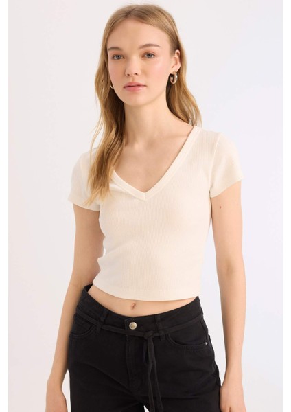 V Yaka Fitted Fitilli Kaşkorse Kısa Kollu Beyaz Tişört E0290AX25SM