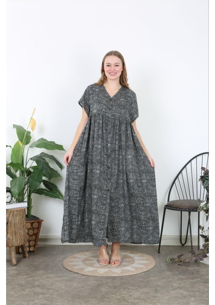 Kadın Büyük Beden Gri Dokuma Viskon Boy Düğmeli Yan Yırtmaç Cepli Uzun Elbise 65N38734