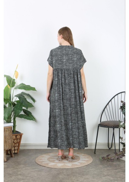 Kadın Büyük Beden Gri Dokuma Viskon Boy Düğmeli Yan Yırtmaç Cepli Uzun Elbise 65N38734 modelleri