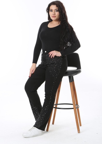 Kadın Büyük Beden Siyah Taş Detaylı 5 Cepli Likralı Kot Pantolon 65N38561