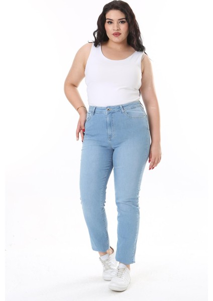 Kadın Büyük Beden Mavi Yüksek Bel Likralı 5 Cep Kot Pantolon 65N38287 modelleri