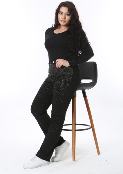 Kadın Büyük Beden Siyah Taş Detaylı 5 Cepli Likralı Kot Pantolon 65N38560 indirimleri