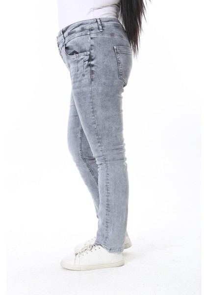 Kadın Büyük Beden Gri Yıkama Efektli 5 Cepli Likralı Kot Pantolon 65N38392 fırsatları