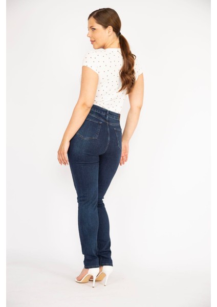 Kadın Büyük Beden Lacivert 5 Cepli Likralı Kot Pantolon 65N38722 fırsatları