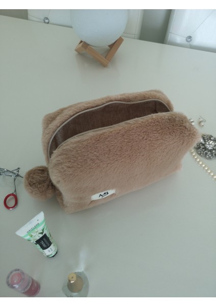 Karamel Peluş Makyaj Çantası - Büyük Boy