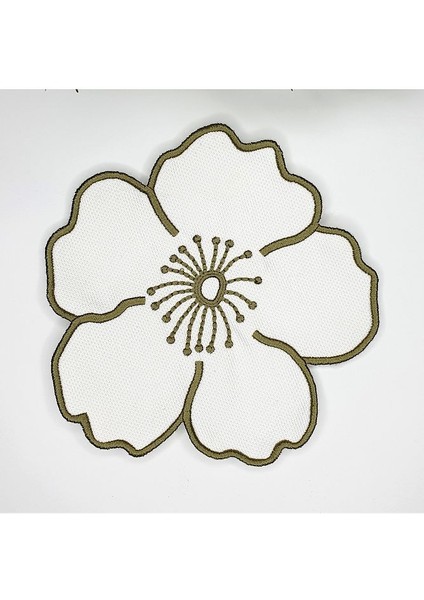 Çiçek Şeklinde Nakışlı Dekoratif Kumaş Kokteyl Peçetesi 1 Adet Yeşil