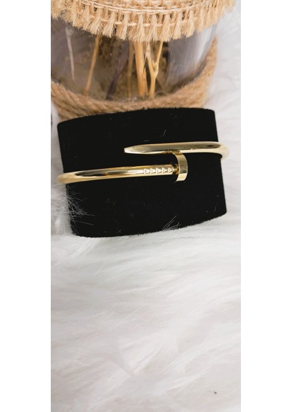 Badelis Çivi Model Gold Sade Çelik Kelepçe Bileklik fiyatları