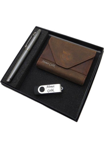 D337 İsme Özel Set - Deri Kartlık + 32GB. USB Bellek + Kalem Seti | İsme Özel Hediyelik Set
