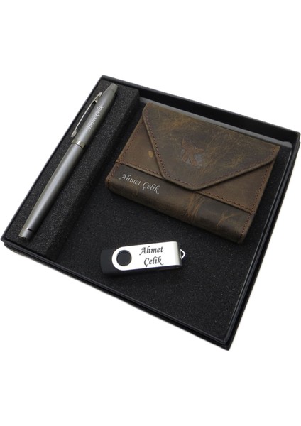 D335 İsme Özel Set - Deri Kartlık + 32GB. USB Bellek + Kalem Seti | İsme Özel Hediyelik Set