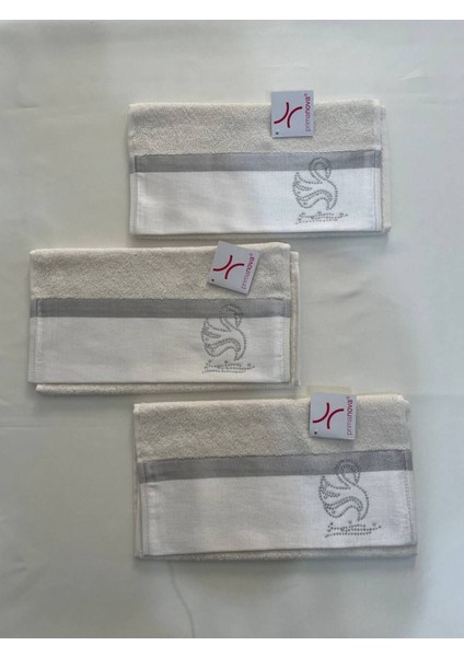 Kuğu Beyaz Havlu Set 30 x 50