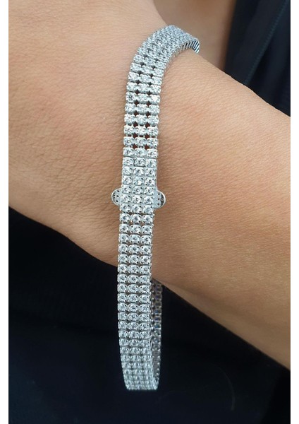 Pırlanta Parlaklığında Zirkon Taşlı 3 Sıra Su Yolu Bileklik modelleri