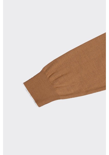 Erkek V Yaka Triko indirimleri