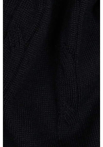 Erkek V Yaka Triko indirimleri