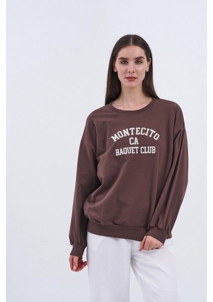 Trend Kadın Şıklığı ve Rahatlığı Bir Arada Sunan Sweatshirt. fırsatları