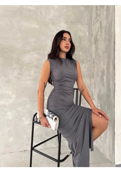 Butik Kolsuz Yırtmaçlı Uzun Maxı Boy Elbise - Gri