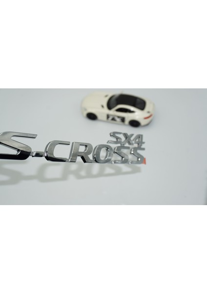 Sx4 S-Cross Bagaj Krom Yazı Logo Suzuki Ile Uyumlu