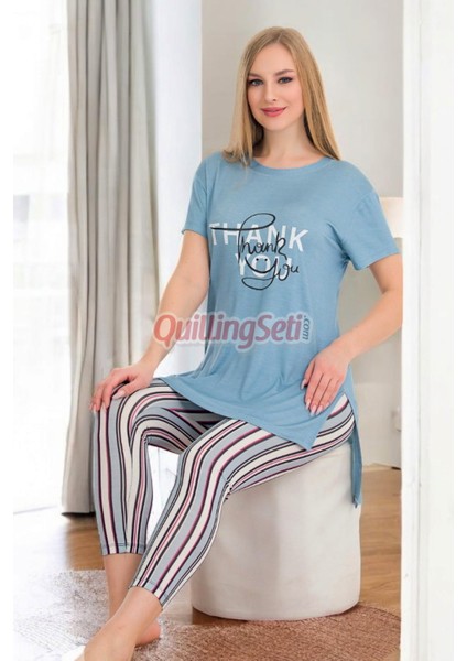 Açık Mavi Renk ve Çizgili Pamuklu Kadınların Tercihi Lady 12049 Kapri ve Taytlı Pijama Takımı