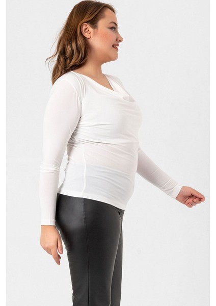 Büyük Beden Degaje Yaka Bluz fırsatları