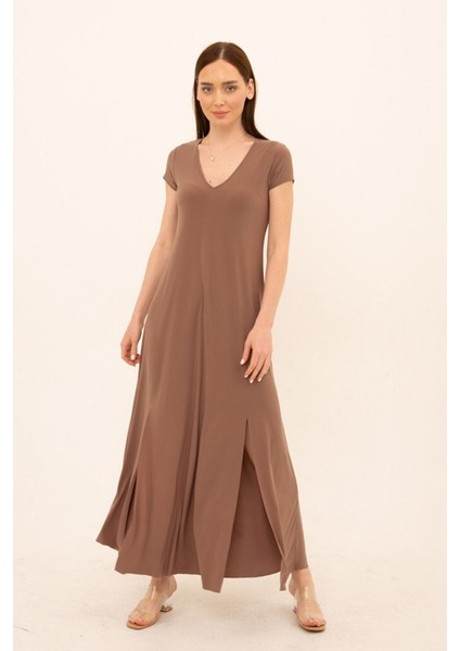Yırtmaçlı V Yaka Rahat Kesim Uzun Elbise