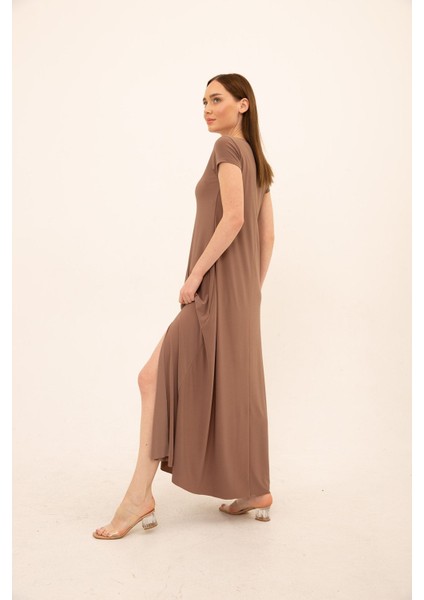 Yırtmaçlı V Yaka Rahat Kesim Uzun Elbise modelleri