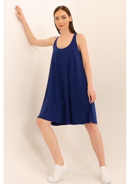 U Yaka Rahat Kesim Elbise