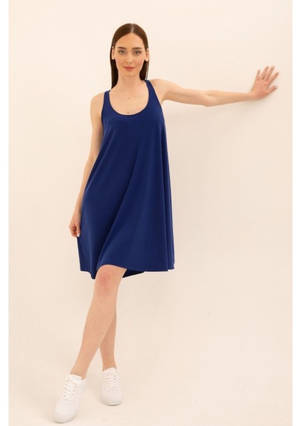 U Yaka Rahat Kesim Elbise fırsatları