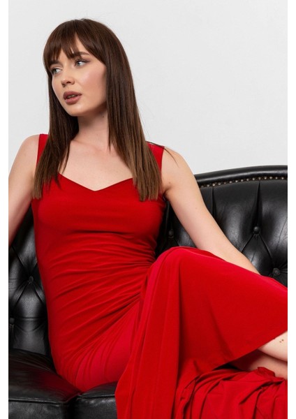 Beşgen Yaka Balık Elbise Abiye Mezuniyet Elbisesi