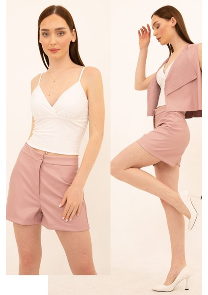 Kısa Suni Deri Şort