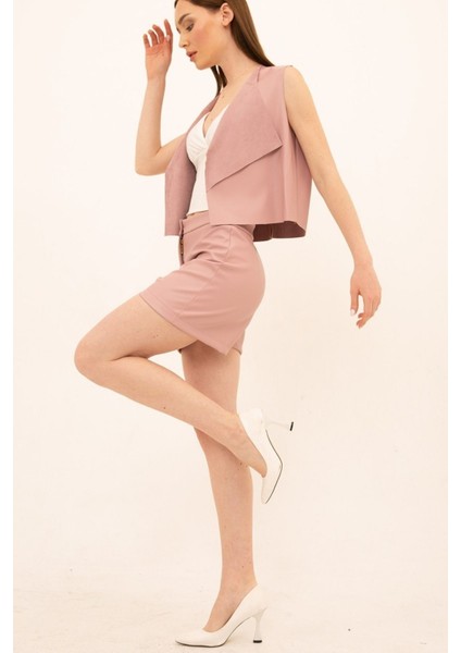 Kısa Suni Deri Şort fırsatları