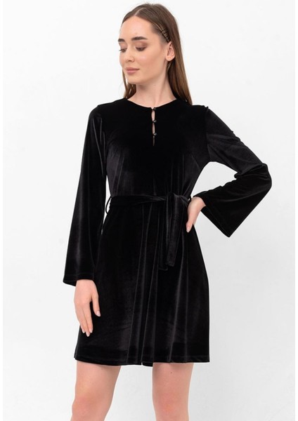 Yarım Ispanyol Kol Düğmeli Damla Yaka Kloş Kadife Elbise fırsatları
