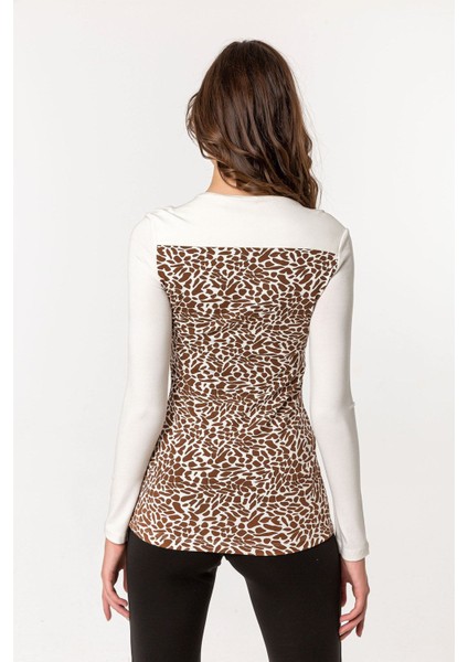 Yaka Detaylı Bluz fırsatları