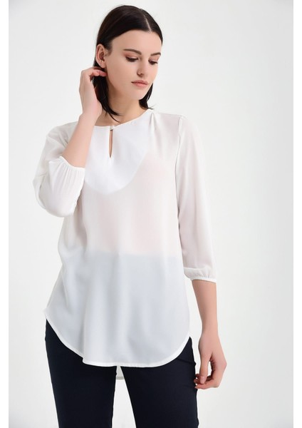 Yaka Detay Bluz