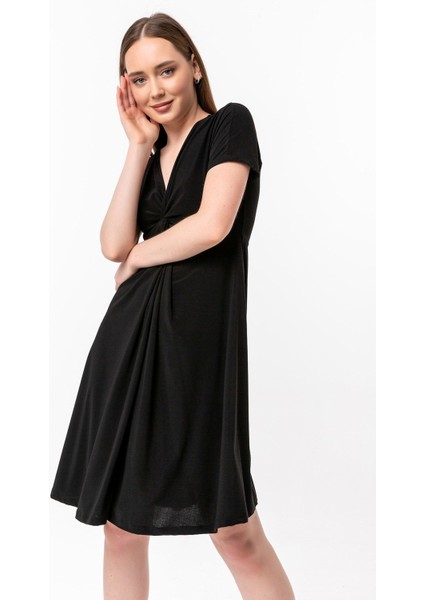 Burgulu Yaka Elbise fırsatları