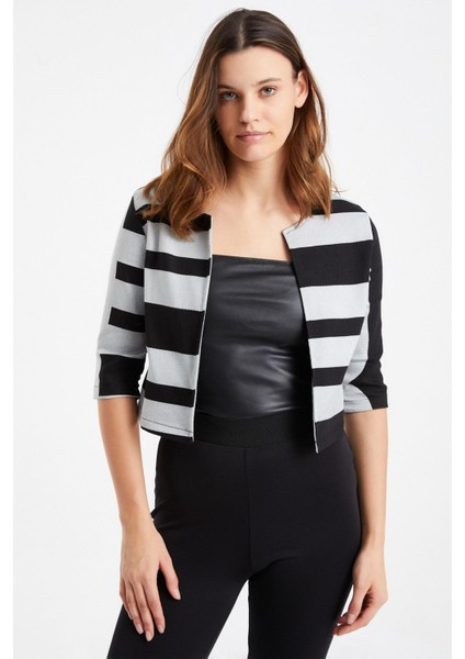 Görsel Rengi Mini Hırka