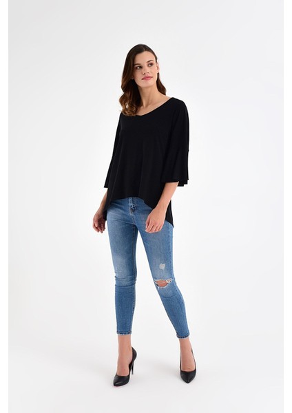 Kadın V Yaka ve Kolda Volan Detay Bluz indirimleri